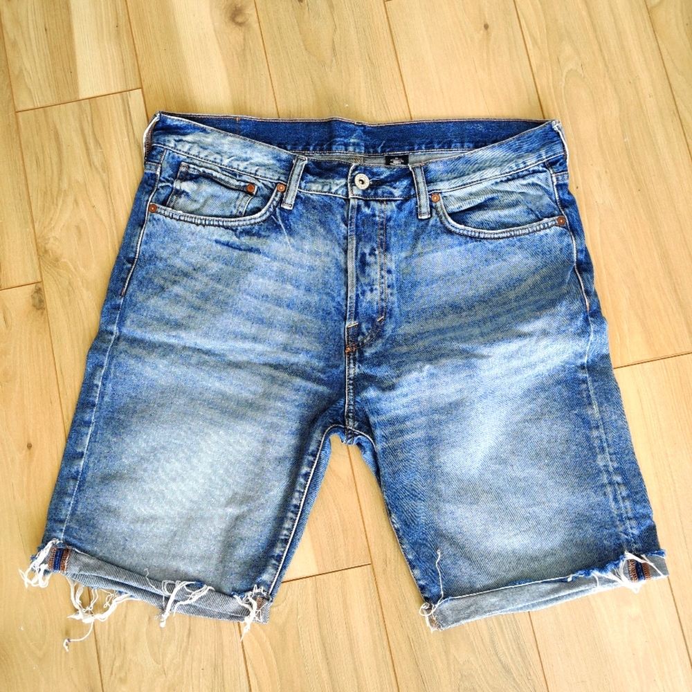 Denim Shorts with Distressed hem